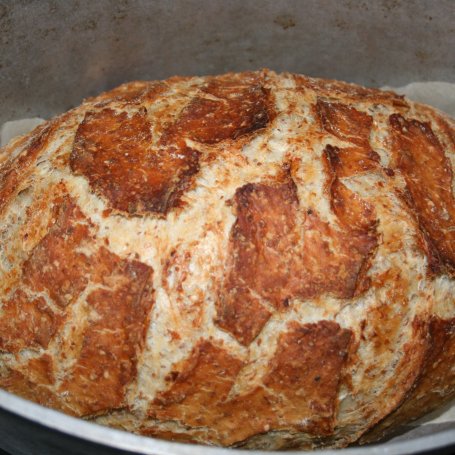 Krok 7 - Chleb pieczony w garnku foto