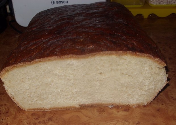 Fotografia przedstawiająca Chleb pieczony w piecu