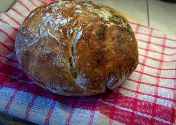 Fotografia przedstawiająca Chleb prosty i pyszny