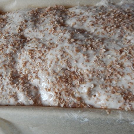 Krok 5 - Chleb pszenno-żytni na kwasie z kiszonego kalafiora foto