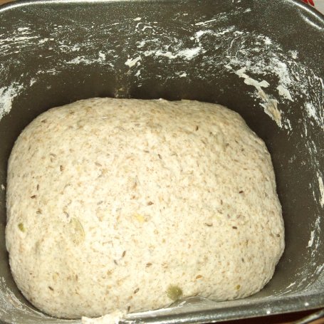 Krok 3 - Chleb pszenno-żytni z kminkiem foto