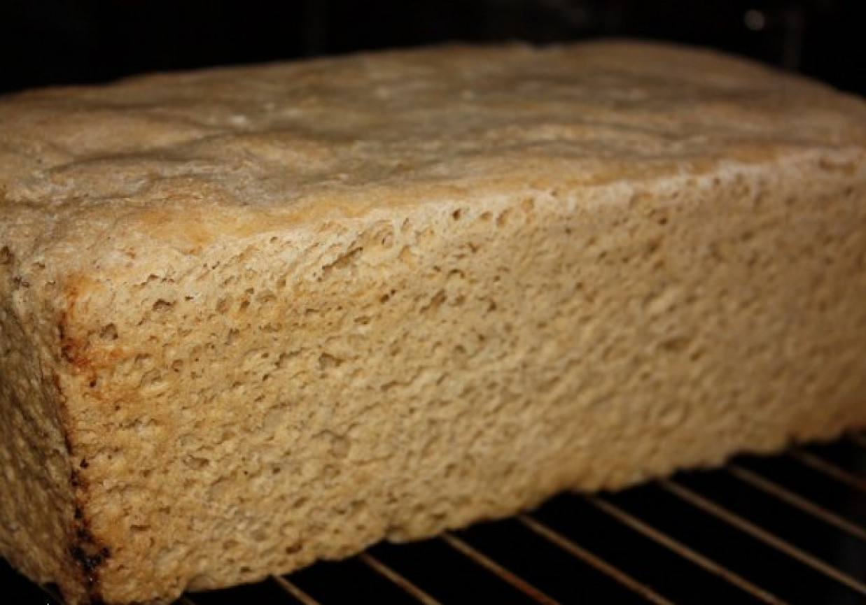 Chleb pszenno-żytni foto