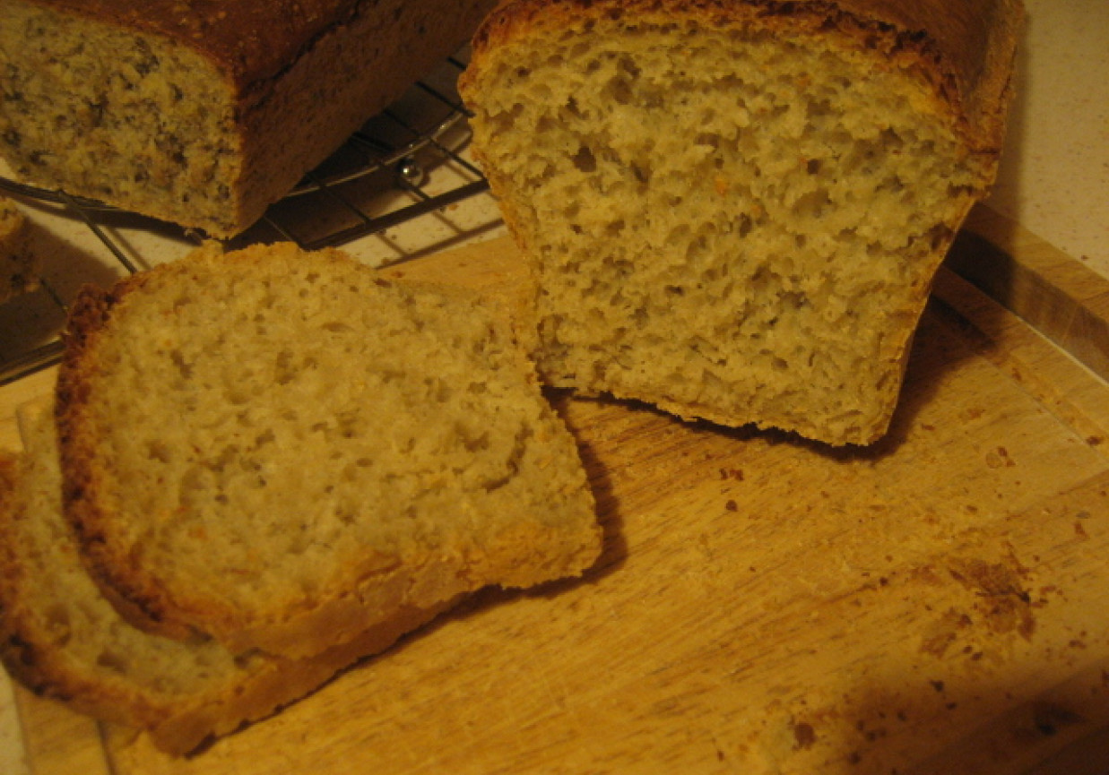 Chleb pszenny drożdżowy foto