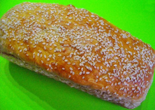 Fotografia przedstawiająca Chleb pszenny na maślance i drożdżach