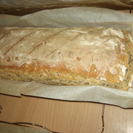Krok 5 - Chleb pszenny na zakwasie z babką płesznik foto