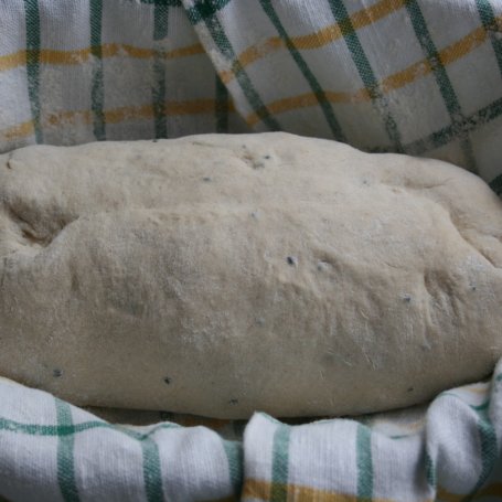 Krok 2 - Chleb pszenny na zakwasie żytnim foto