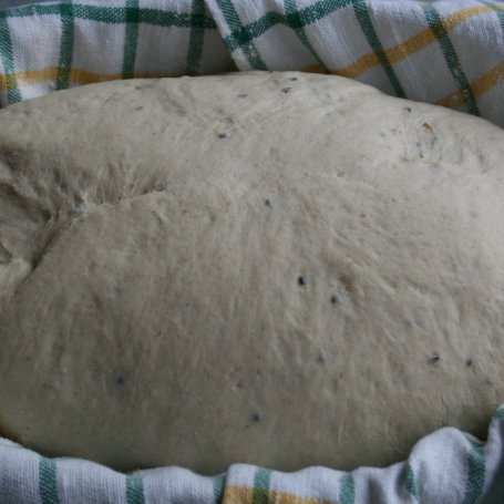 Krok 3 - Chleb pszenny na zakwasie żytnim foto