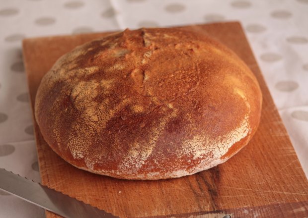 Fotografia przedstawiająca Chleb pszenny na zakwasie