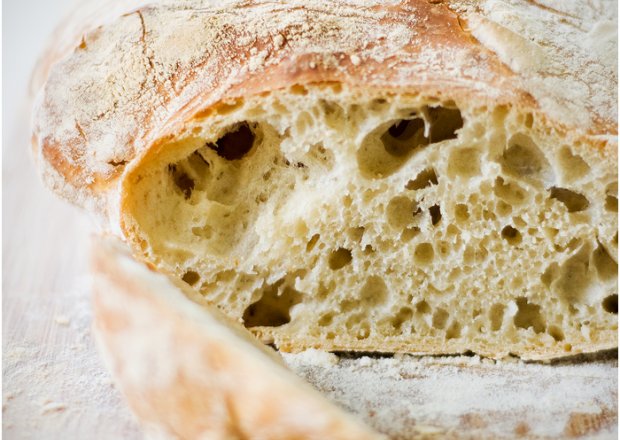Fotografia przedstawiająca Chleb pszenny prosty