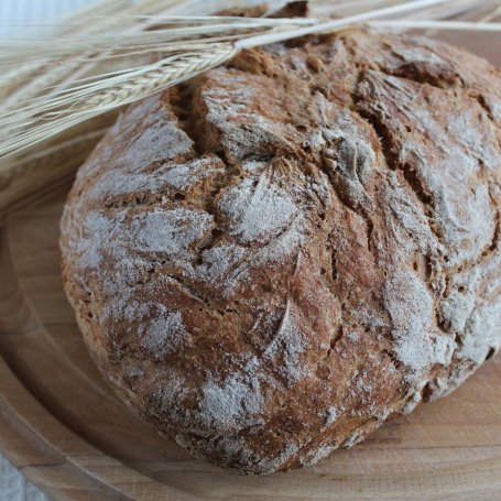 Krok 3 - Chleb pszenny z garnka żeliwnego foto