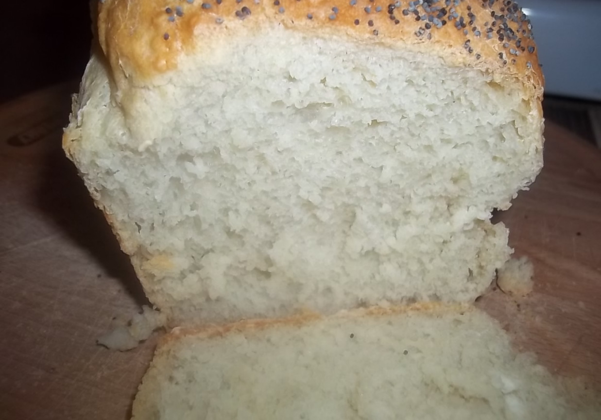 Chleb pszenny z kefirem foto