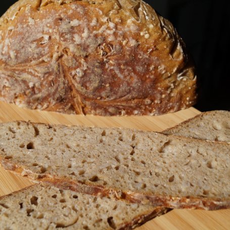 Krok 5 - Chleb pszenny z pęczakiem na zakwasie żytnim foto