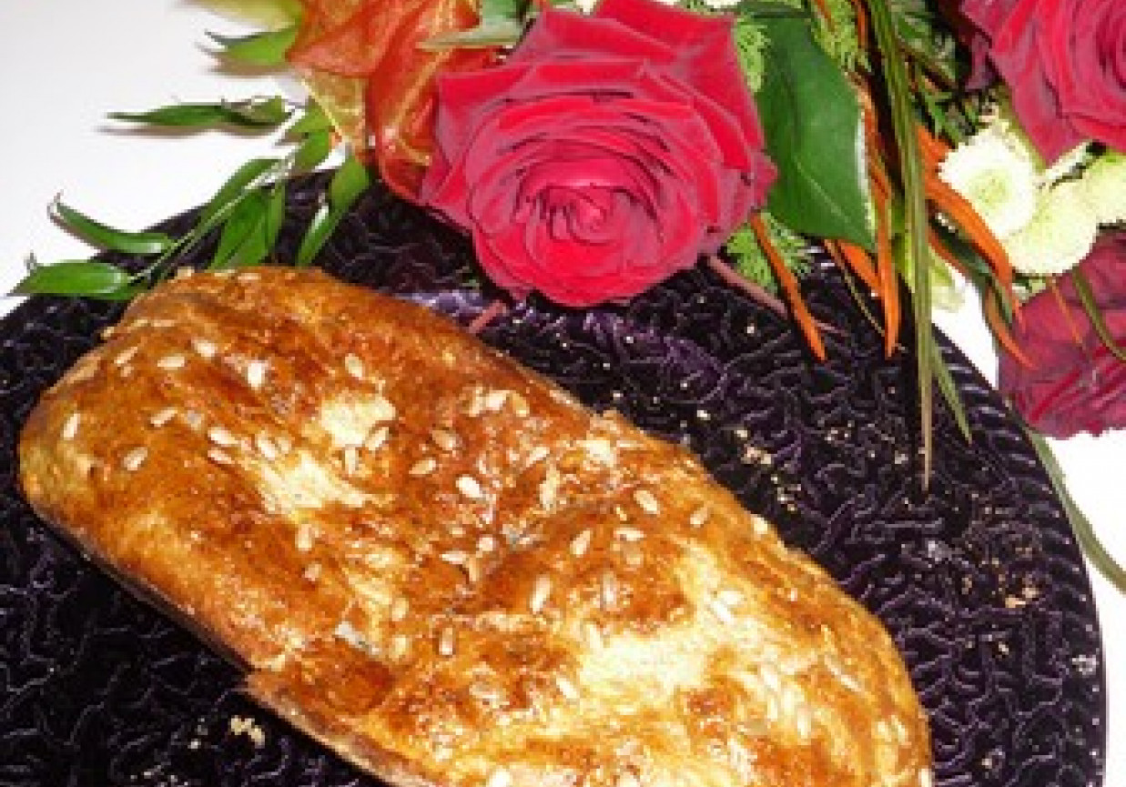 Chleb pszenny z prażonym słonecznikiem foto