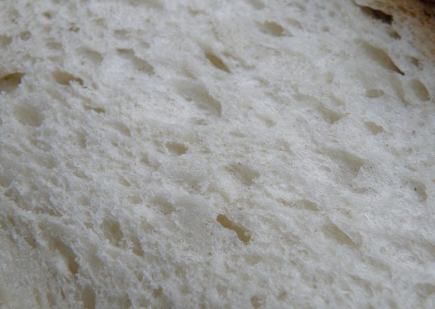 Fotografia przedstawiająca Chleb pszenny z sokiem z kapusty kiszonej