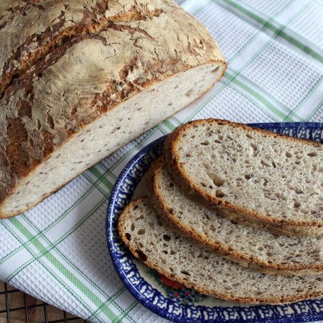 Krok 5 - Chleb pszenny z ziarnami na zakwasie foto