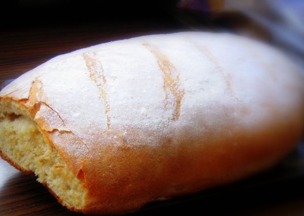 Fotografia przedstawiająca Chleb pszenny zwykły