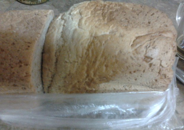 Fotografia przedstawiająca chleb pszenny