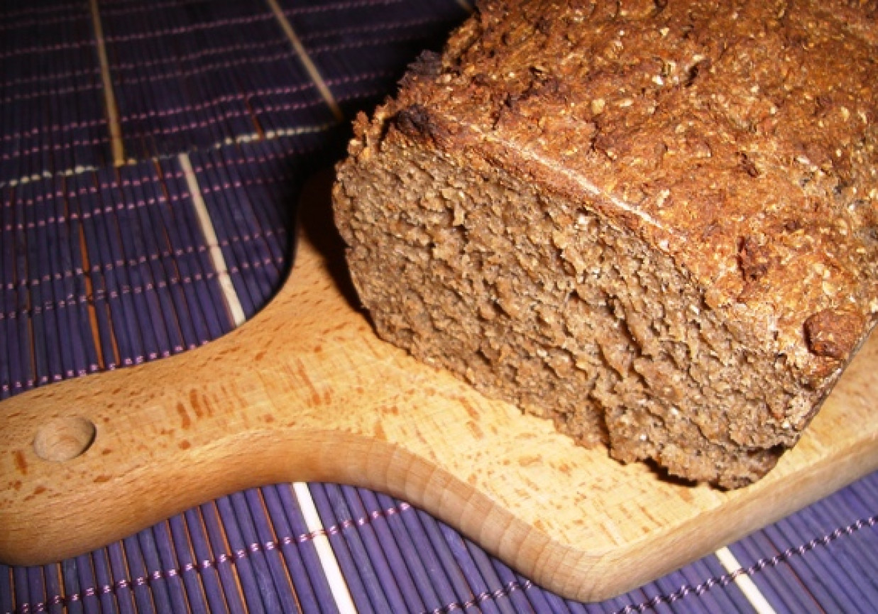 Chleb razowy foto