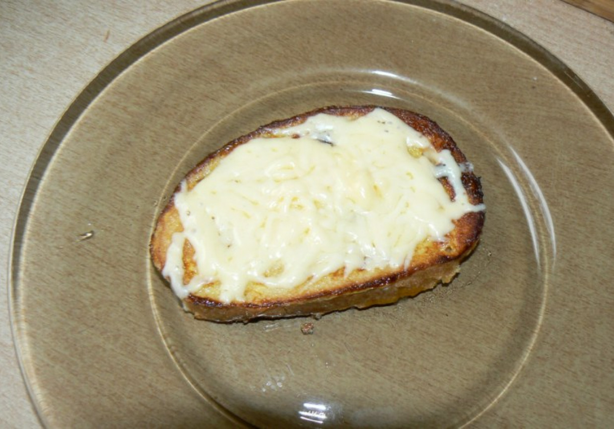 chleb smażony z serem foto