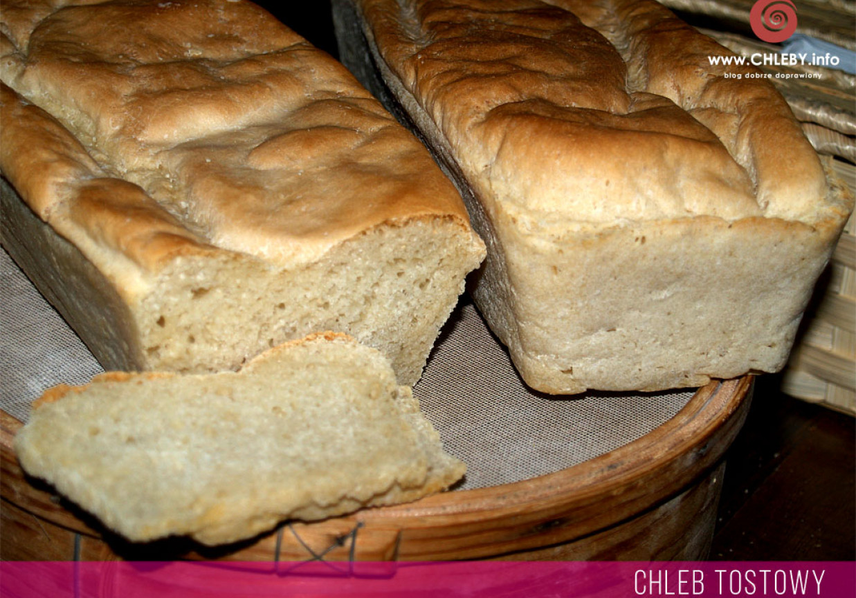 Puszysty chleb tostowy foto