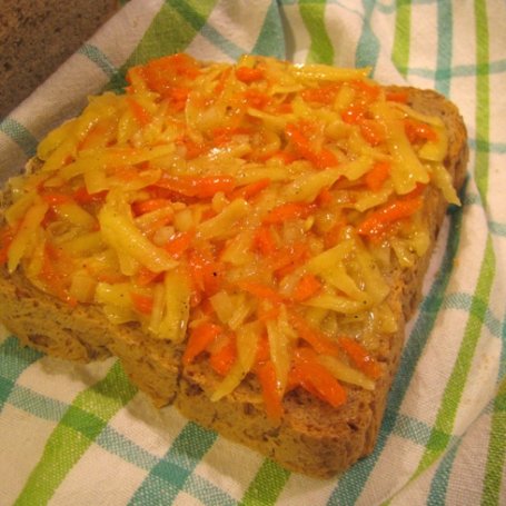 Krok 2 - Chleb w zasmażce z warzyw foto