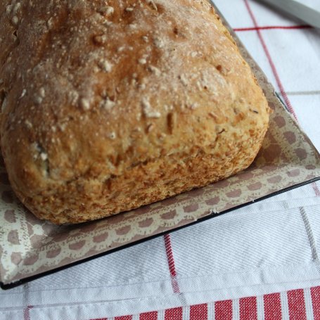 Krok 6 - Chleb wieloziarnisty na drożdżach foto