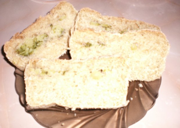 Fotografia przedstawiająca Chleb z brokułem