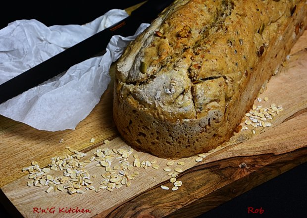 Fotografia przedstawiająca Chleb z kaszą gryczaną