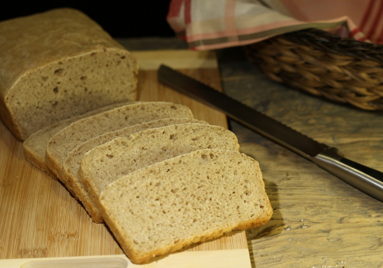 Chleb z mąk mieszanych foto