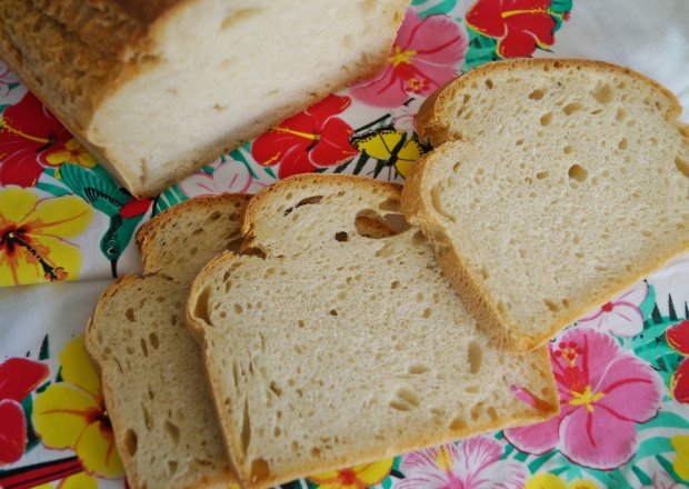 Fotografia przedstawiająca Chleb z mąką kukurydzianą na poolish