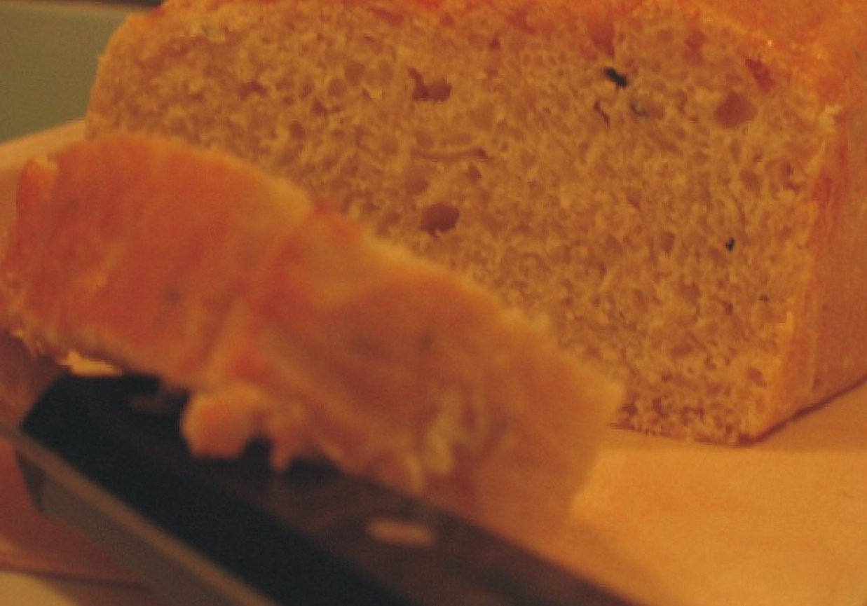 Chleb z miodem i twarożkiem. foto