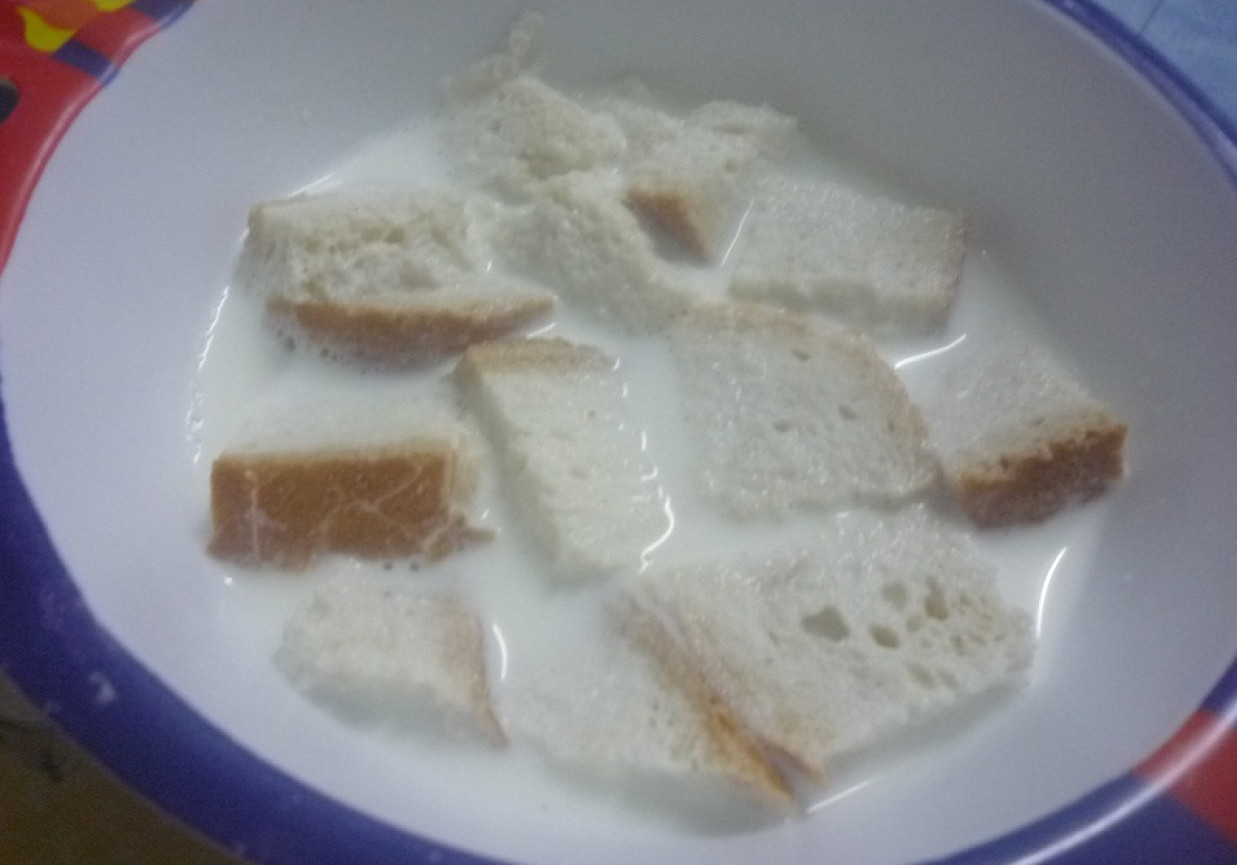 Chleb z mlekiem foto