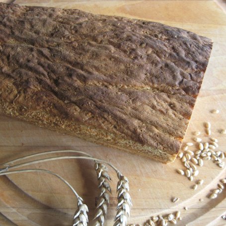 Krok 3 - Chleb z muesli na miodzie foto