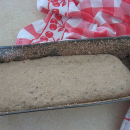 Krok 1 - Chleb z muesli na miodzie foto