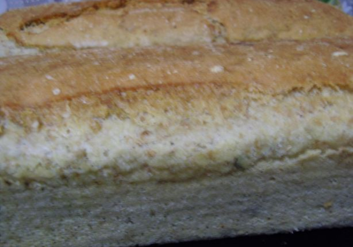 Chleb z otrębami i ziarnami. foto