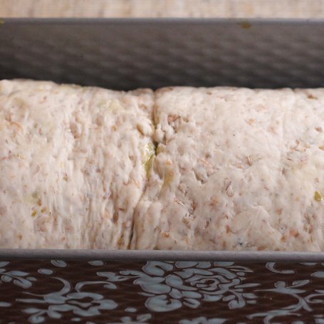 Krok 6 - Chleb z pesto pomidorowo bazyliowym foto