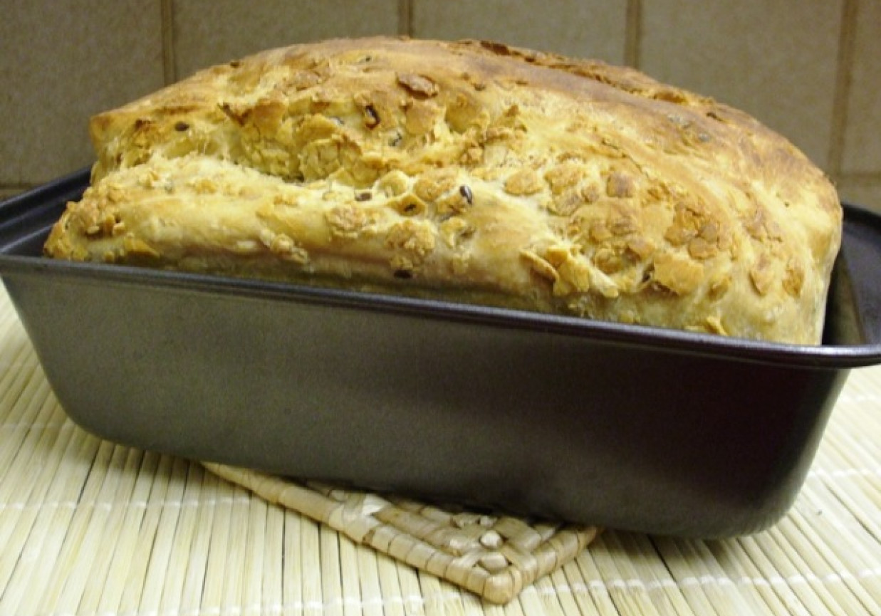 Chleb z siemieniem lnianym prosty DoradcaSmaku.pl