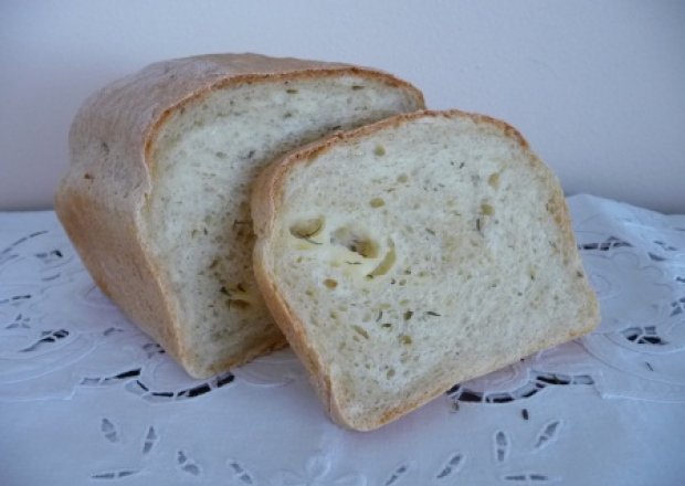 Fotografia przedstawiająca Chleb z ziemniakami i rozmarynem