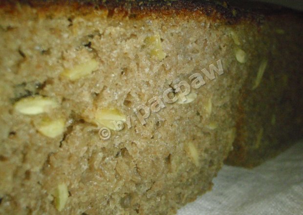 Fotografia przedstawiająca Chleb żytni 100% z pestkami dyni