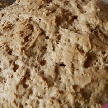 Krok 5 - Chleb żytnio-pszenny na zakwasie i drożdżach foto