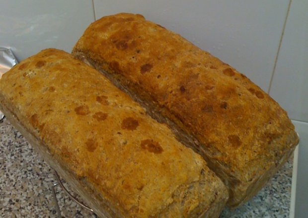 Fotografia przedstawiająca chleb