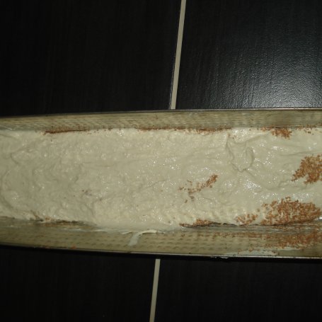 Krok 6 - Chlebek na maślance z ziarnami słonecznika foto