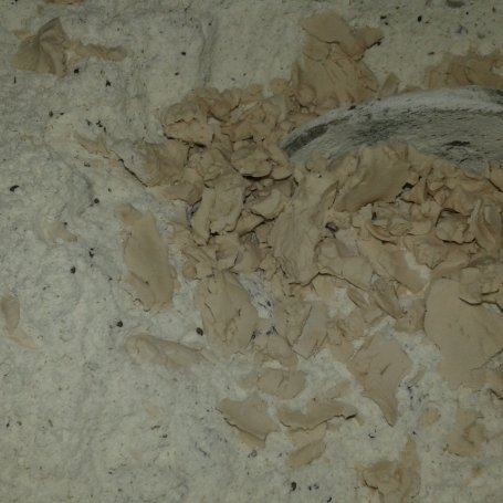 Krok 5 - Chlebek rodzynkowo - żurawinowy z chia foto