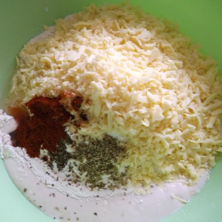 Krok 1 - Chlebek serowy. foto