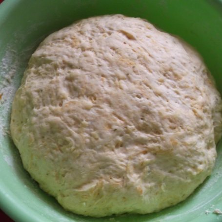 Krok 2 - Chlebek serowy. foto