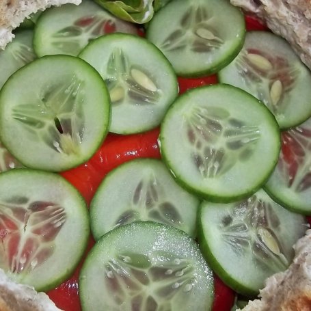 Krok 4 - Chlebek z niespodzianką foto