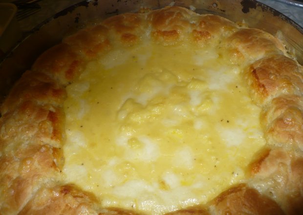 Fotografia przedstawiająca Chlebki z dipem serowym