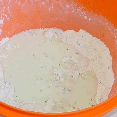 Krok 2 - Chlebki z oregano foto