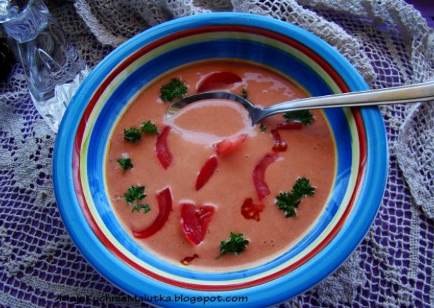 Fotografia przedstawiająca Chłodniczek z pomidorków