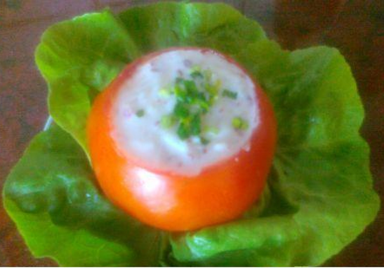 Chłodnik z rzodkiewki w pomidorze foto